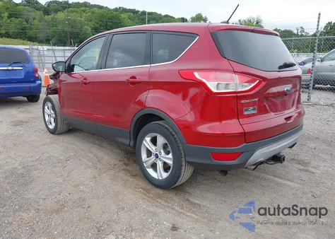 2015 Ford Escape Se z USA, uszkodzony, nr VIN 1FMCU9G90FUA11197